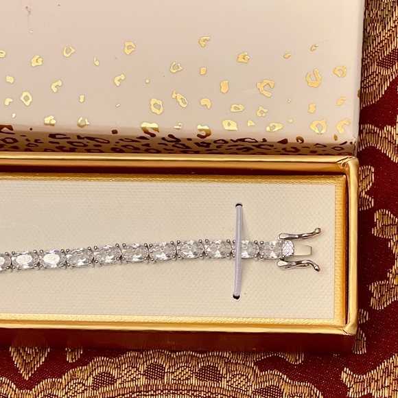 🎉🎊HP🎊🎉🆕💕 💕Stella Rose 🌹 London Fine Silver plated Bracelet NWOT - Picture 7 of 12